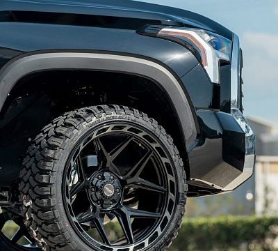Фото дисков 4PLAY 4P55 на Toyota Tundra III