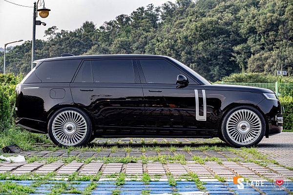 Фото дисков Vossen UV-5 Глянцевый лак на Land Rover Range Rover V