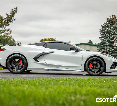 Фото дисков Vossen M-X5 на Chevrolet Corvette C8