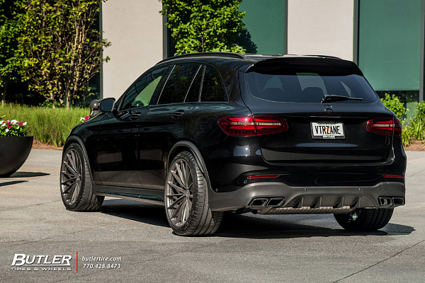 Фото дисков HRE P103 Глянцевый графит на Mercedes-Benz GLC (X253, C253)