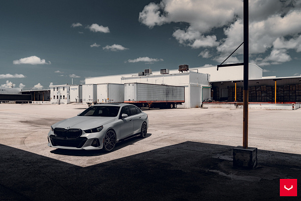 Фото дисков Vossen HF-7 Черный глянец на BMW 5/M5 (G60/G90)