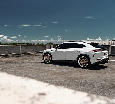 Фото дисков Anrky S3-X1 на Lamborghini Urus