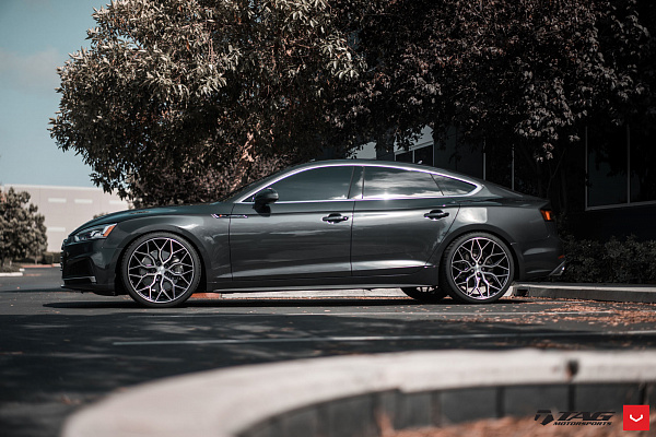 Фото дисков Vossen HF-2 Алмазная проточка на Audi A/S/RS 5 (F5)