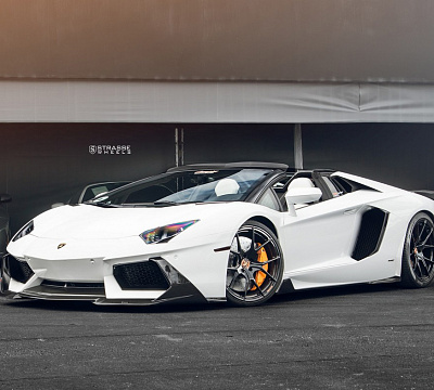 Фото дисков Strasse Wheels SM5R Deep Concave Monoblock на Lamborghini Aventador