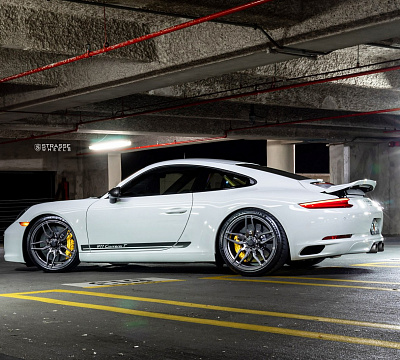 Фото дисков Strasse Wheels SV4 Deep Concave Monoblock на Porsche 911 VII