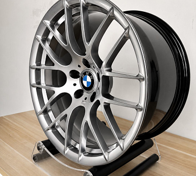 19" диски в дизайне BMW 359M и окрасе Hyper Silver