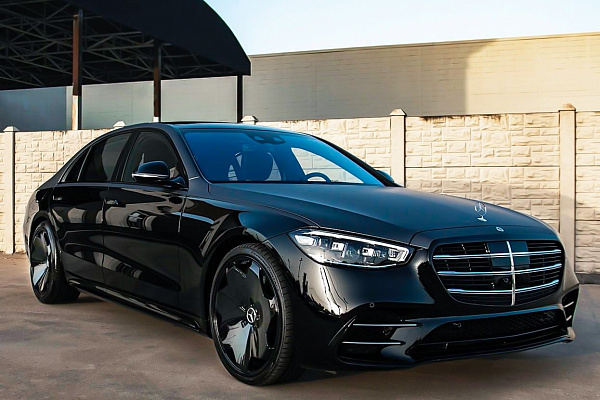 Фото дисков Giovanna Massis Черный глянец на Mercedes-Benz S-Class (W223)