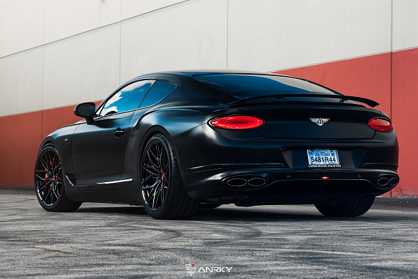 Фото дисков Anrky S1-X1 Черный глянец на Bentley Continental GT III