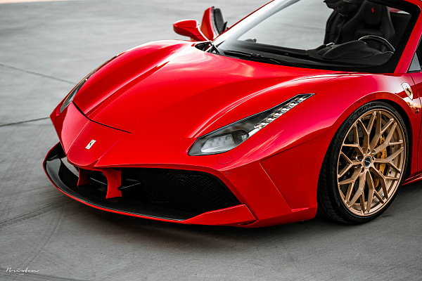 Фото дисков Brixton Forged CM6-R Глянцевая медь на Ferrari 488