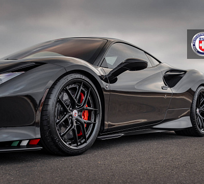Фото дисков HRE S101SC на Ferrari F8
