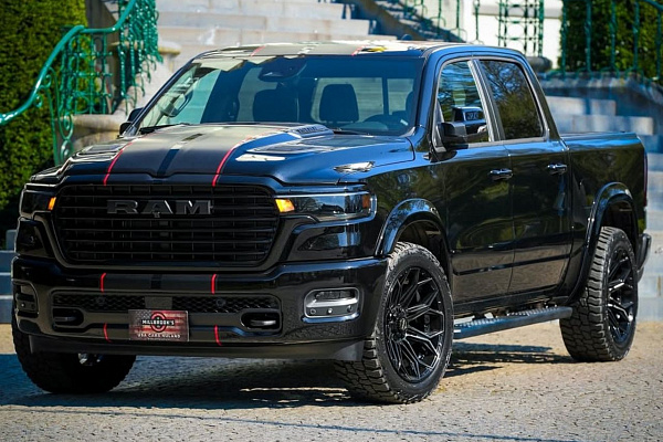 Фото дисков 4PLAY 4P83 Черный глянец на Ram 1500 V