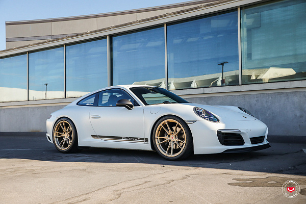 Фото дисков Vossen S17-06 Глянцевая шампань на Porsche 911 VII