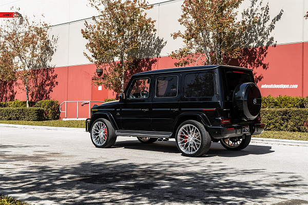 Фото дисков Anrky AN10 Красный сатин на Mercedes-Benz G-Class III