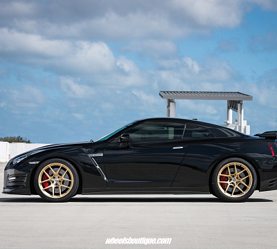 Фото дисков HRE R101 Lightweight на Nissan GT-R
