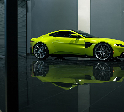Фото дисков Anrky AN18 на Aston Martin Vantage 4