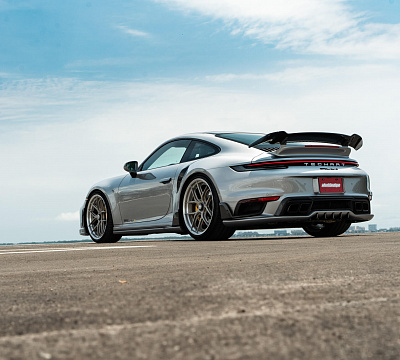 Фото дисков HRE S101SC на Porsche 911 VIII