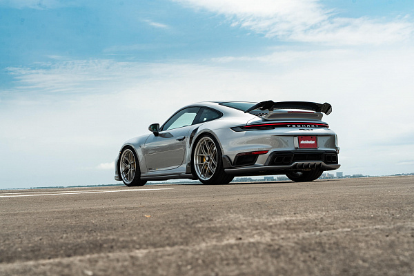 Фото дисков HRE S101SC Сатиновая шампань на Porsche 911 VIII
