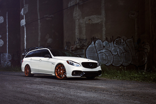 Фото дисков HRE P104 Глянцевая медь на Mercedes-Benz E-Class (W212, S212, C207)