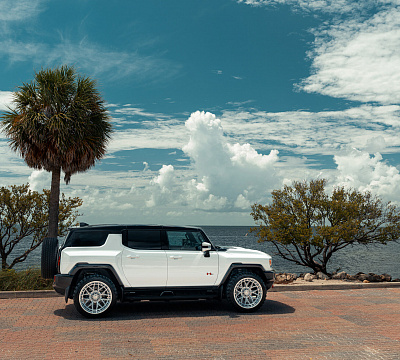Vossen HFX-1 (8-Lug)