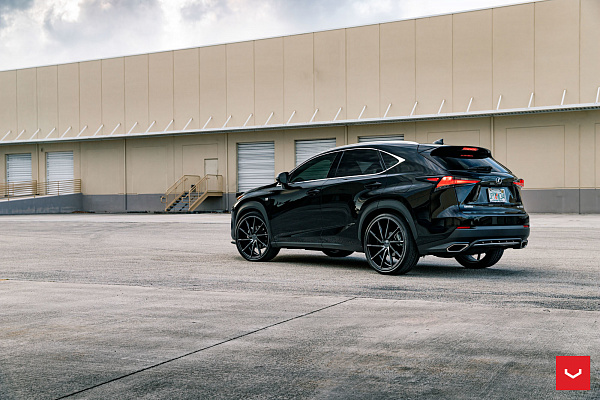Фото дисков Vossen CVT Черный глянец на Lexus NX I