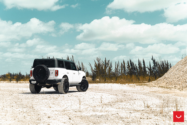 Фото дисков Vossen HF6-5 Черный сатин на Ford Bronco