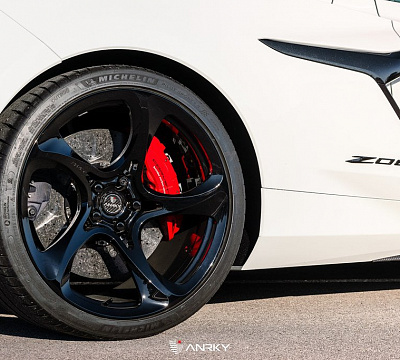 Фото дисков Anrky XR-105 на Chevrolet Corvette C8