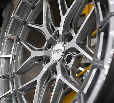 Vossen HFX-1 (6-Lug)