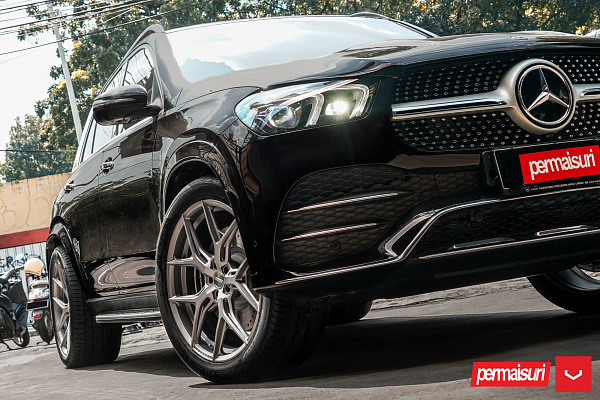 Фото дисков Vossen HF-5 Сатиновый графит на Mercedes-Benz GLE II