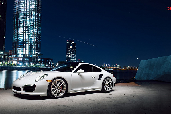 Фото дисков Anrky AN38 Глянцевый лак на Porsche 911 VII