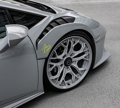 Фото дисков Brixton Forged PF14 R / RS на Lamborghini Huracan