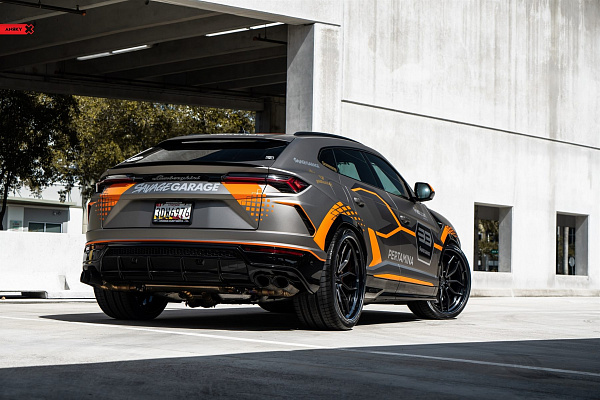Фото дисков Anrky AN31 Черный глянец на Lamborghini Urus