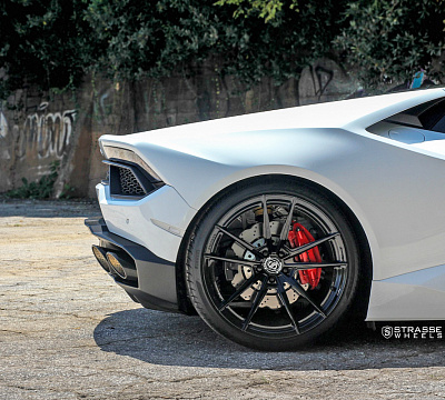 Фото дисков Strasse Wheels SV1 Deep Concave Monoblock на Lamborghini Huracan