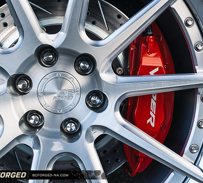 Фото дисков BC Forged HCS04 на Dodge Viper