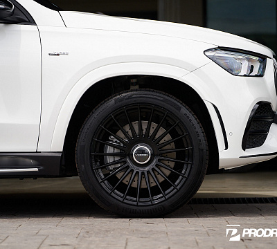 Фото дисков Vossen HF-8 на Mercedes-Benz GLE II
