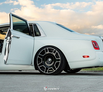 Фото дисков Anrky RF-277 на Rolls-Royce Phantom