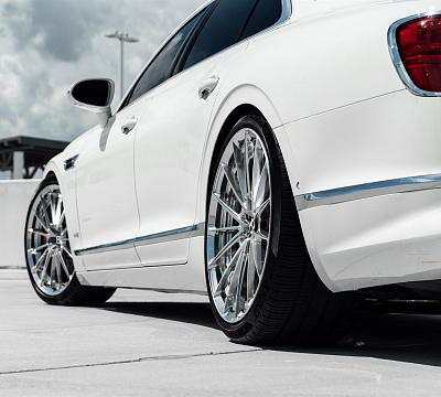 Фото дисков Anrky AN29 на Bentley Flying Spur III