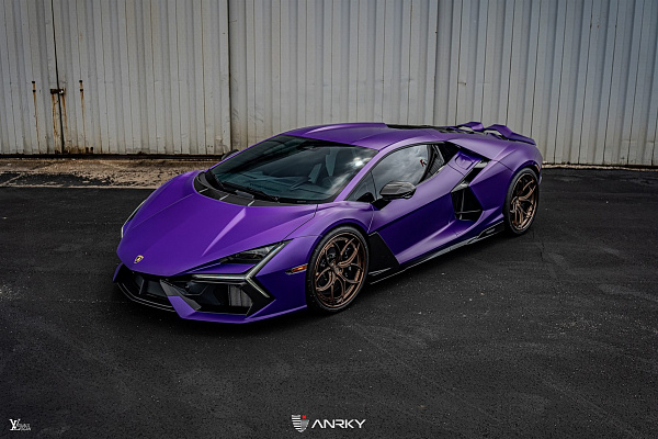 Фото дисков Anrky S3-X0 Глянцевая бронза на Lamborghini Revuelto