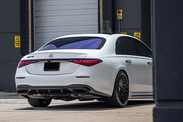 Фото дисков Brixton Forged HS1 Черный глянец на Mercedes-Benz S-Class (W223)