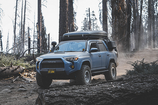 Фото дисков Black Rhino PRIMM Сатиновый лак на Toyota 4Runner V