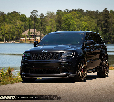 Фото дисков BC Forged RZ21 на Jeep Grand Cherokee IV