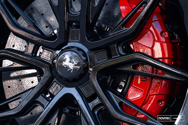 Фото дисков NOVITEC NF11 Черный глянец на Ferrari Purosangue