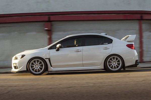 Фото дисков Motegi Racing MR140 SS10 Серебро на Subaru WRX VA