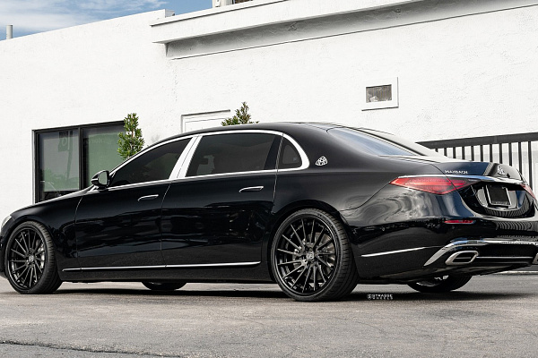 Фото дисков Strasse Wheels SV15T Deep Concave FS Другой цвет на Mercedes-Benz S-Class (W223)