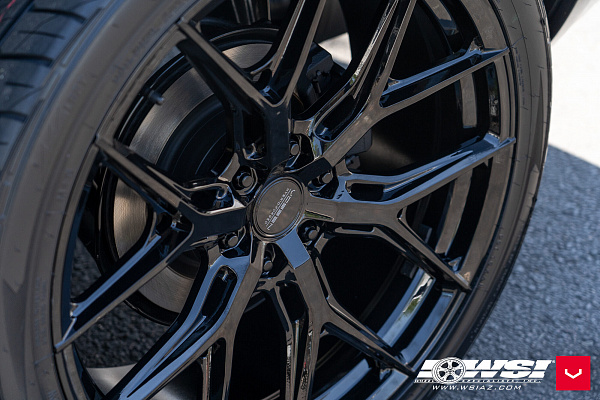 Фото дисков Vossen HF6-4 Черный глянец на Lexus GX III