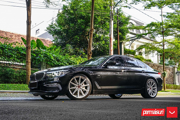 BMW 530i