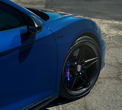 Фото дисков Strasse Wheels SV2 Deep Concave FS на Audi R8 (4S)