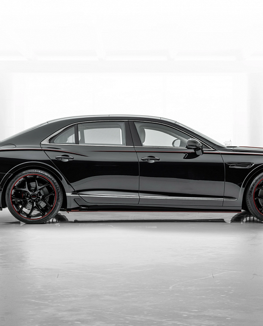 Фото дисков BY.5 Черный глянец на Bentley Flying Spur III