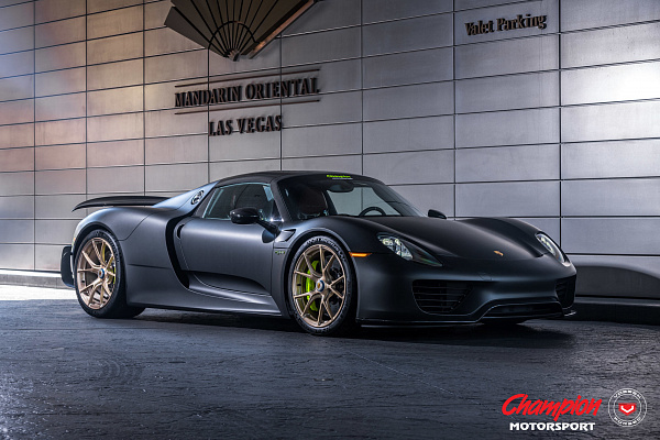 Фото дисков Vossen RS74 Глянцевое темное золото на Porsche 918 Spyder