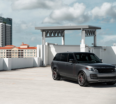 Фото дисков Vossen M-X6 на Land Rover Range Rover IV