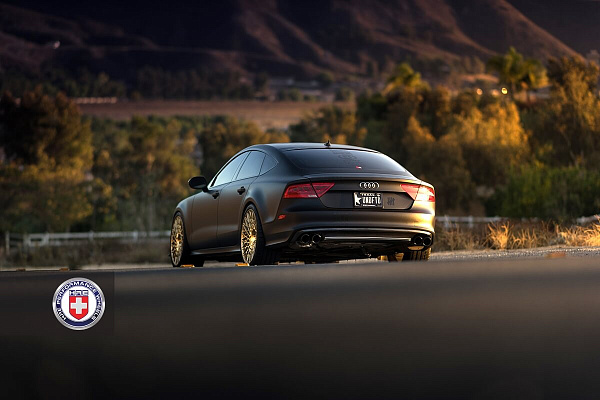 Фото дисков HRE 501M Глянцевое золото на Audi A/RS 7 (4G)